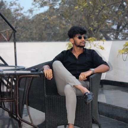 Niranjan_264's profile picture. 
