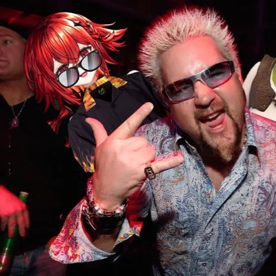 Fan Account 🏰 The Hotties will never be Hotter than the one true Hottie of Flavortown 🏰 