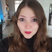 Helen Thompson (@helsy33) Twitter profile photo