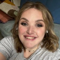 Erin (@eriy221) 's Twitter Profile