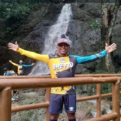 MESTIÇO de NEGRO e ÍNDIO (nas veias o sangue KIRIRI), ⬅️ESQUERDA🛠, TRABALHISTA, AGNÓSTICO, CAÇULA, NORDESTINO... não necessariamente nessa ordem!