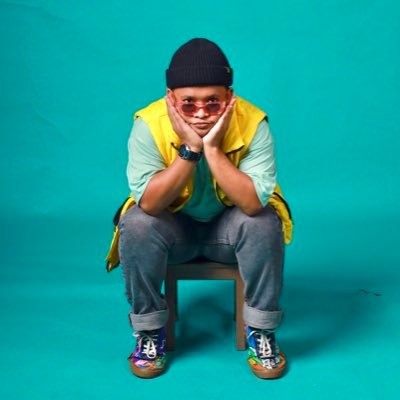 mamannnn_'s profile picture. suka campur-campur bahasa kalau lagi serius