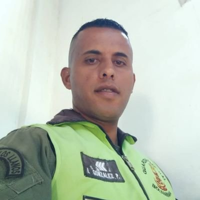 Sargento Mayor de Segunda en la Guardía Nacional Bolivariana.