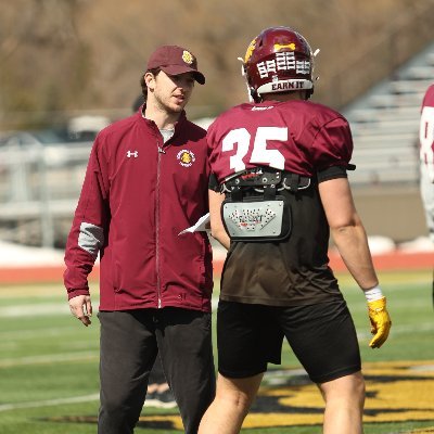 Tight Ends and Fullbacks Coach at The University of Minnesota Duluth | Carroll College '22 | @UMD_Football