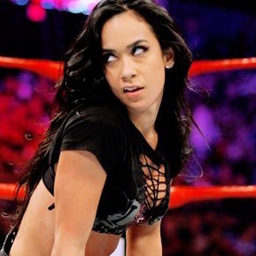 Sanity calms, but madness is more interesting. One thing is for sure; she’ll keep you on your toes. | NOT @TheAJMendez.