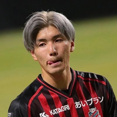 北海道出身の単身赴任中サッカー好きな道産子オッさんです。無言フォロー失礼致します。