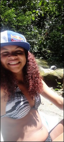 Que o sussurrar do vento te leve um beijo carinhoso e eterno e me deixe em seus pensamentos para que a distância não apague em ti minha existência.