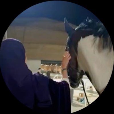 Hfee_8's profile picture. #CS 👩🏽‍💻 | #Marketing  | 🤸🏾‍♂️ |⚽️ |🎨 |🎶 | (وتولّني فيمن تولّيت ) ✨