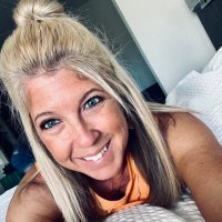Lindsay Shedron (@flamingoshedron) 's Twitter Profile