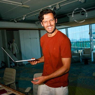 Founder of inClimate - A global community of 30k+ professionals, founders and investors who want to fight climate change via their career.