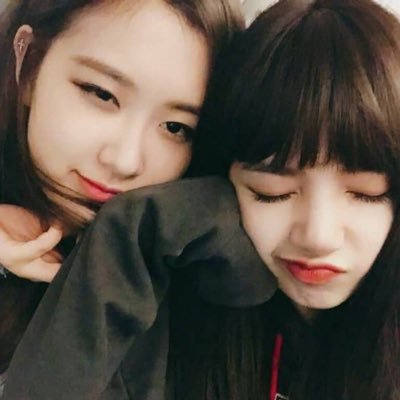 the (kinda) chronological history of chaelisa