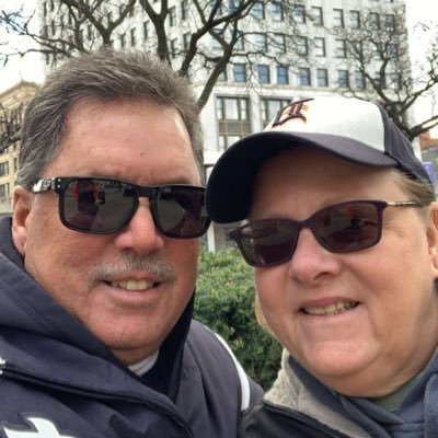 Husband, father and proud conservative patriot from Michigan 🇺🇸 ❤️🤍💙💯MAGA, Back the Blue🖤💙🖤Michigan Football💛💙〽️🏈Detroit Tigers🤍💙🧡⚾️🚫DM’s