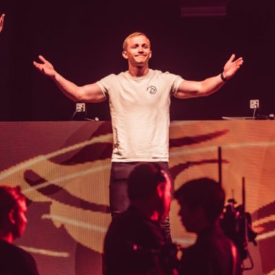 Gamer and Entertainer | @Luminosity | https://t.co/7Doh9X2W6r | https://t.co/NLxcbMMe4G | Business: business@jay3.gg