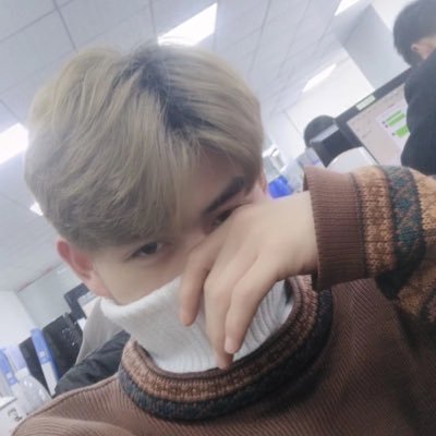 nanyanga12's profile picture. 