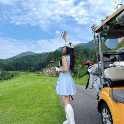 amindah44's profile picture. Wherever you are in life, the future is bright.