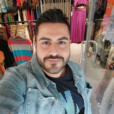 Ulassssss's profile picture. 