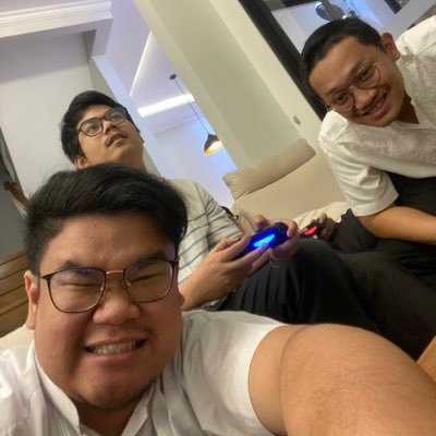 boomskrrrrrrtah's profile picture. Ball up top