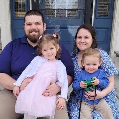 Wisconsin Born and Raised 🧀 🍺 🦌 Platteville Highschool Grad 15’ 👨🎓 Cornell College Grad 19’ 🏈 🦉 🐏 🟣 Mount Vernon Football Varsity O-Line Coach 🐎💪🏻