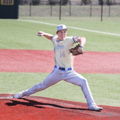 Kerrville Tivy Class of 2024, Lonestar Baseball Club National 17u Sanders, RHP/OF, FB 90, SL, CH. Tee Exit Velo 96mph 3.3 GPA 1150 SAT 830-370-1749