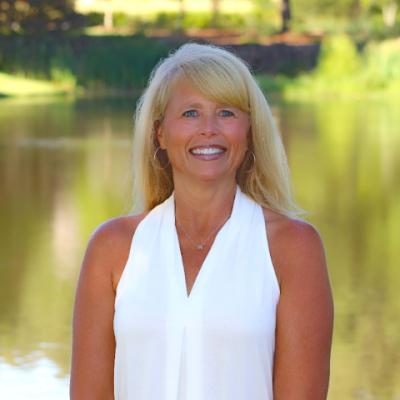 #Realtor with @Crye-Leike serving  @DesotoCountyMs and surrounding areas.
