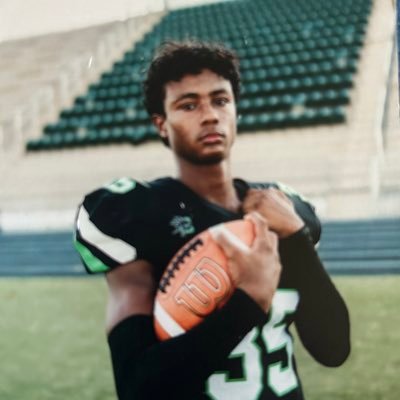 Choctawhatchee HS’27 |6’1/195lbs| |RB| email: dsmoove_49@icloud.com phone number: (850)543-5731| (HC) frank Beasley (352)322-9212