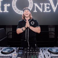 MrOneVibe (@mronevibe) 's Twitter Profile