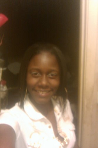 I am a 26 year old mother of two King Janard and Queen Ja'Niya I'm crazy,flirty sexy and just 2trill, love to play spades, dominoes and party with the girls.