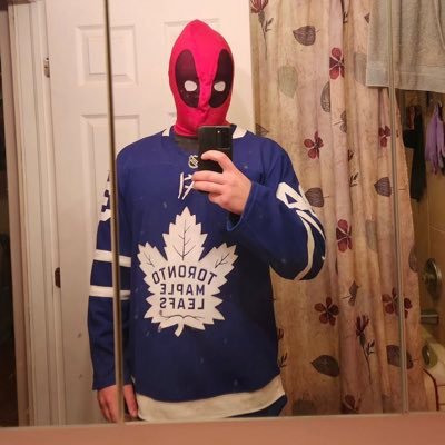 leafs bills big boobs AMERICAN NIGHTMARE