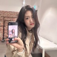 luna . jfb(@ahyeonwi) 's Twitter Profile Photo