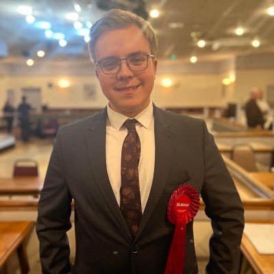 Labour Staffer 🌹 Former Councillor | All views are my own and do not represent organisations I'm affiliated with | Likes and RTs are not endorsement