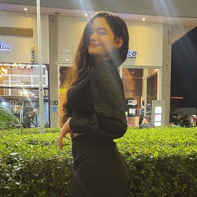 jennybeel's profile picture. MG/BH  Ariana ♈️insta: kerencml