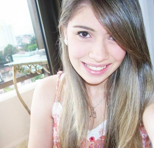 Esse é o mais novo FC da Bahia, é dedicado a nossa diva Bruna Rocha . Criado em: 16/01/2012 *-* . Siga - nos e faça parte dessa grande familia de Brunáticos *-*