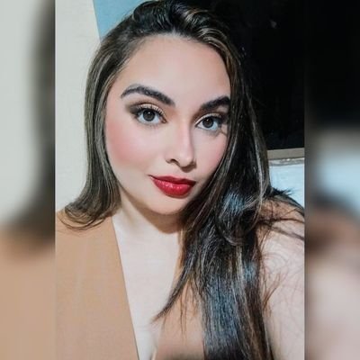 dani_brito22's profile picture. 👩🏻🎓 Enginner 
💻 Programmer 
☕ Coffee  
🍫 Foodlover
🎬 Movie
⛰️ Mountain
🏞️ Nature
🛤️ Travel 
🎶 Music
📖 Read
Ig:  @dani_brito24