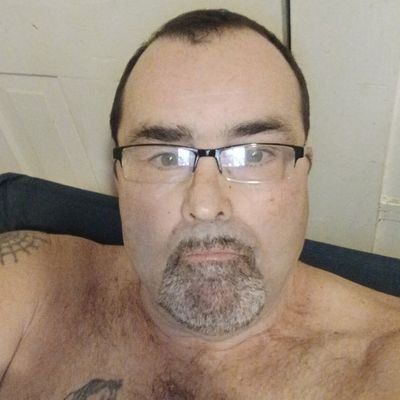 I'm John Gordon from Humb single no kids 60 I'm down to earth romantic and sexual sexual and caring. I love to have fun and live life to the fullest