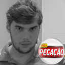 Gaucho de Santa Maria, estudante de Administração e Grêmista Doenti