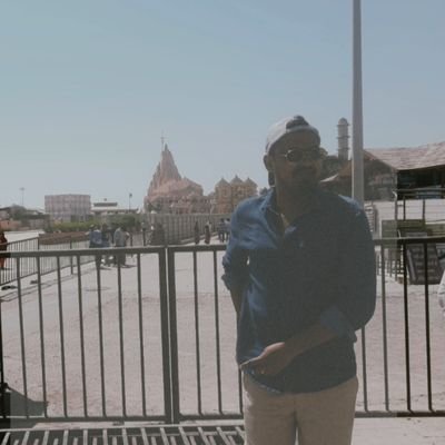 MishraUp44's profile picture. || श्री शिवाय नमस्तुभ्यं ||

ॐ नमः शिवाय 🙏