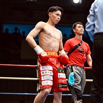 プロボクサー 22輪島功一スポーツジム ウェルター級 9戦6勝(5KO) 3敗スポンサー募集中です！！ https://t.co/i2NXKZe5hc