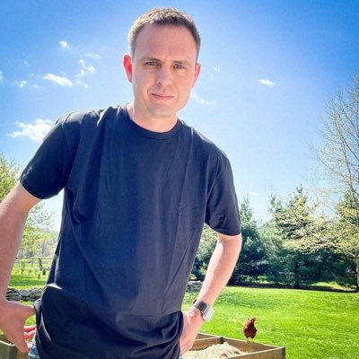 Tech Solopreneur ➠ Paying Bills w/ PHP Since 90s ➠ Organizer @ https://t.co/iZ2n7VjlRD ➠ Mostly Routinely Deleted Daily Life Photos 🙄💤