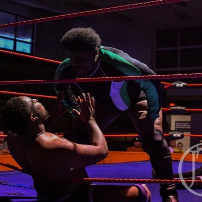 The official Twitter of Malik Mayfield 💚💙Professional wrestler from Webb, Mississippi Booking Email: MalikMayfield21@gmail.com