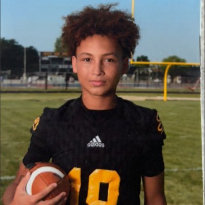 -Snider HS FW Class of 2027 Football- Slot Receiver/Basketball- PG Team Robinson 2027 AAU🏀Email-jj@aidofindiana.com