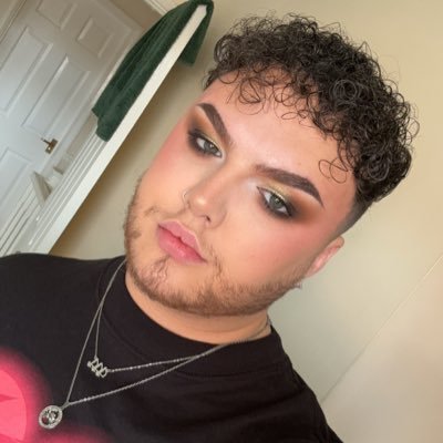 Bratz Boy ♋️ he/him Insta-stephenb06 💫 Free Palestine 🇵🇸