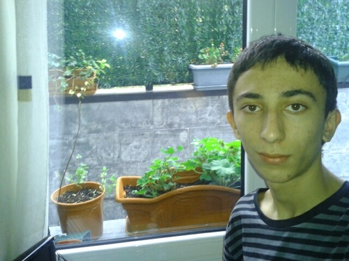 ayosecruzcamac1's profile picture. [TWITTER CLOSED]. please follow me in @ayosecruz