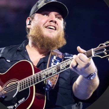 I’m luke combs my fan and I literally open this account so I can chat with you privately on here cause the other account I got too much notifications