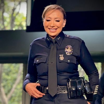 ⭐️⭐️ #LAPD Commanding Officer | Operations Valley Bureau | Past President of @LAWPOA_LAPD | https://t.co/zGjiMFHhC4| Proud Alumna of #LBSU ⚾️