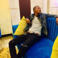LarryBabsofilorin✌️💯 (@lorenzo_babs) 's Twitter Profile