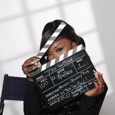 BEST FEMALE ARTIST VERSATILE 👻CHAT- TAN_LAND 📸IG: Tan_Land 🎵YOUTUBE: https://t.co/5NzLU6L8rt… NEW MUSIC VIDEO OUT CHECK IT🔥