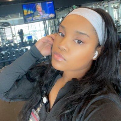 SHSU alum. book lover. gym rat. sports fanatic. 🧡