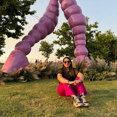 MayPuerto93's profile picture. Don’t  make me an optimist, you will ruin my life.