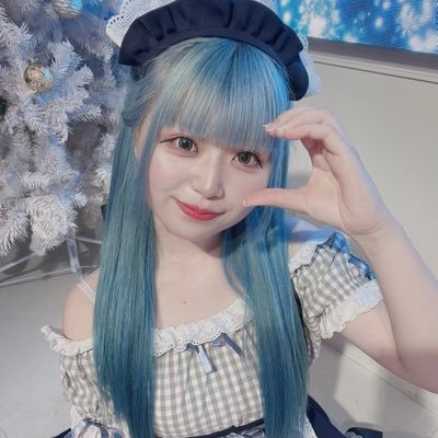 2023.03.02~氷の国のメイドカフェ❄️リリアンプリアン❄️ (@lp_akiba )本店でお給仕している妖精です🧚‍♂️🤍アイドルがすき🎤💓DMは溶けちゃうので✖︎たくさん仲良くしてください🫶🏻✨