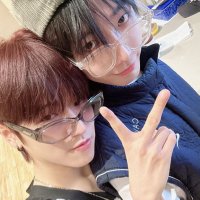 혁명즈.zip(@hyukmyungz_zip) 's Twitter Profile Photo